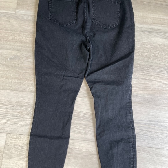 Torrid Premium Women’s High Rise Curvy Ankle Black Jeans Plus Size 12R Exc Cond - Picture 6 of 7